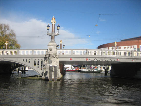 Amster bridge 2