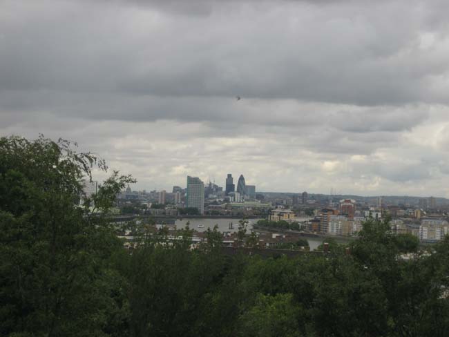 Lon0806 greenwich view to central london 1