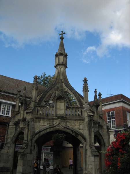 Lon0806 salis 12th cent market cross